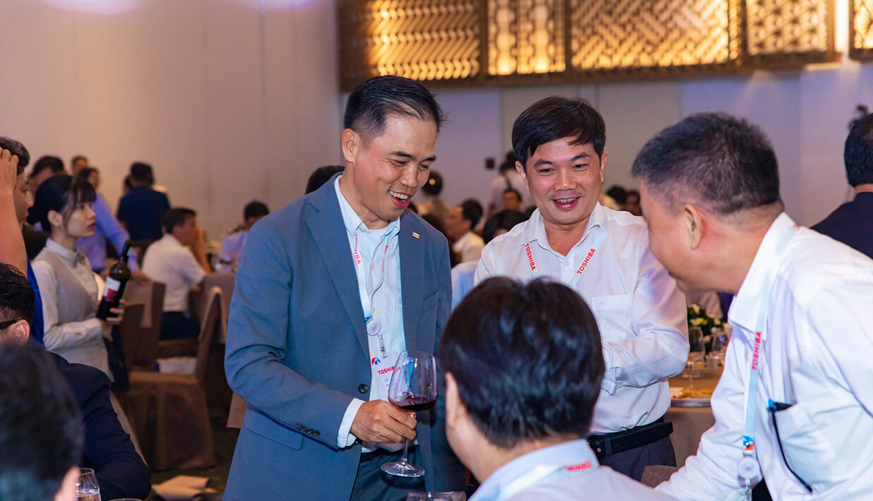 HinhAnhTinTuc 1 Những Khoảnh Khắc Ấn Tượng Tại Lễ Kỷ Niệm 15 Năm Thành Lập Nhà Máy Toshiba