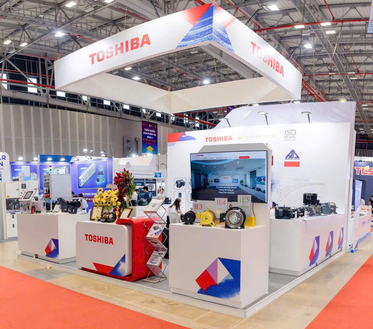 Toshiba X Ngọc Tiên Tại Vietnam ETE & Greenergy Expo 2025
